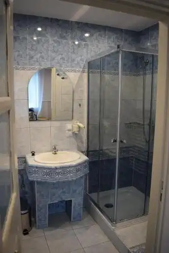 Cremova Aparthotel - 8