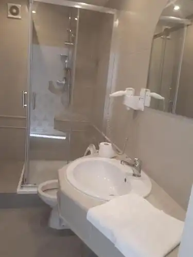 Cremova Aparthotel - 1