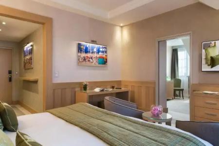 Hôtel Barrière L'Hôtel du Golf - 101