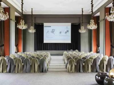 Hôtel Barrière L'Hôtel du Golf - 20