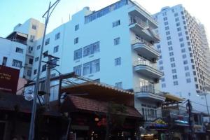 Blue Star Hotel, Нячанг