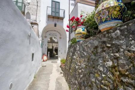 Ravello House - 80