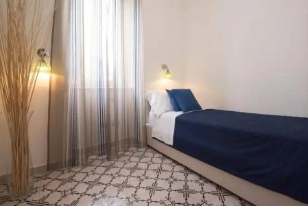 Ravello House - 13