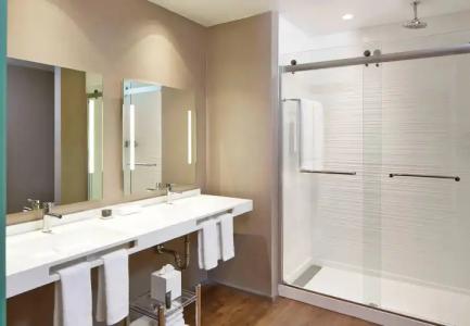 AC by Marriott Atlanta Buckhead at Phipps Plaza - 7