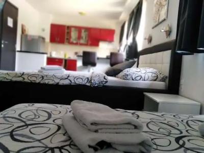Guest House First Stop - 76