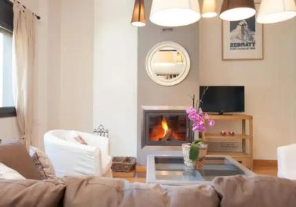 Tarter Mountain Suites - 89