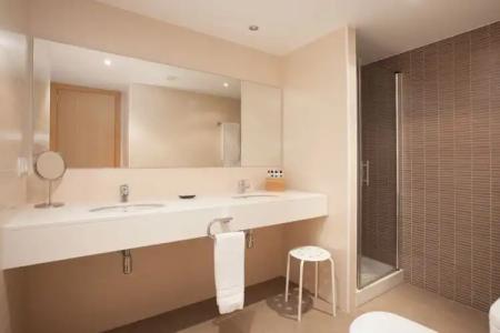 Tarter Mountain Suites - 153