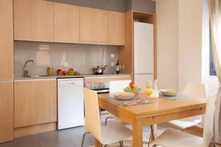 Tarter Mountain Suites - 84