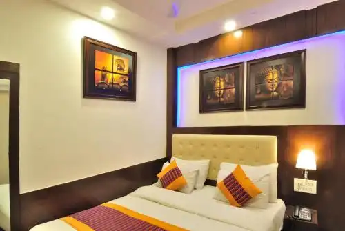 Nirmal Mahal 5 min walk From New Delhi Railway Station - 16