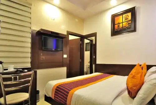 Nirmal Mahal 5 min walk From New Delhi Railway Station - 17