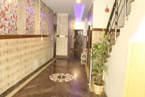 Nirmal Mahal 5 min walk From New Delhi Railway Station - 7