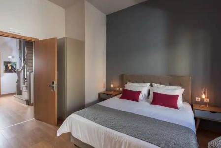 Bluebell Luxury Suites - 30