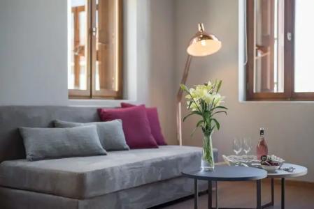 Bluebell Luxury Suites - 79