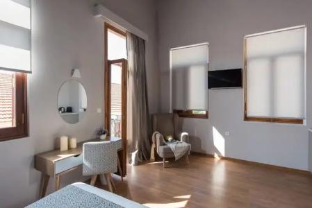 Bluebell Luxury Suites - 25