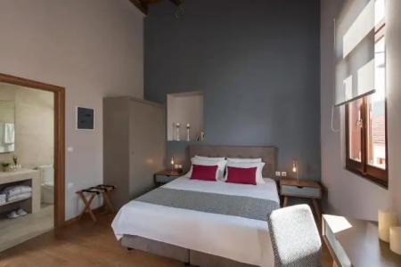 Bluebell Luxury Suites - 120