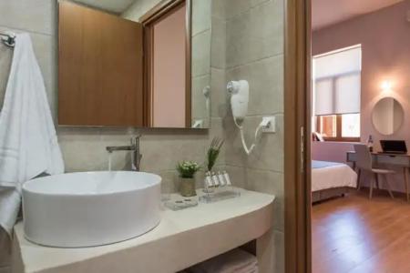 Bluebell Luxury Suites - 114