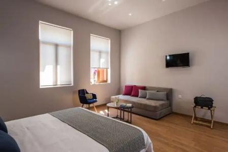 Bluebell Luxury Suites - 68