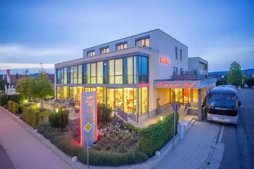 Nurnberger Hof - 0