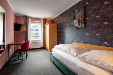 SmartFlamingo self check-in - 9