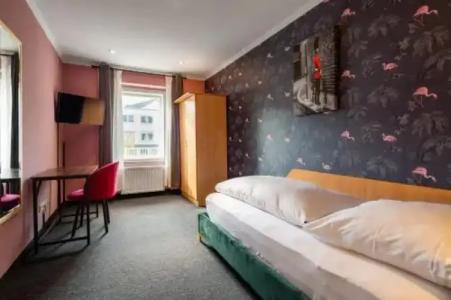 SmartFlamingo self check-in - 4