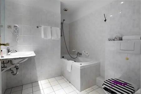 SmartFlamingo self check-in - 6