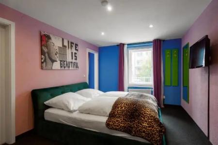 SmartFlamingo self check-in - 27