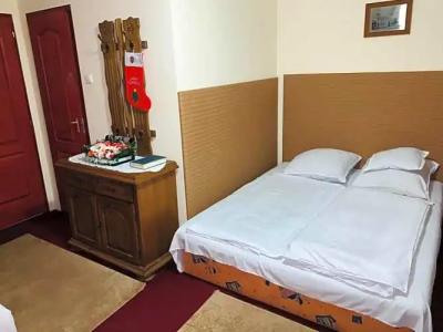 Rózsás Motel - 14