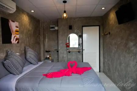 Baan Rom Talay - 40
