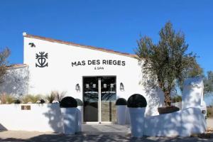 Отель «Mas des Rièges & Spa», Сент-Мари-де-ла-Мер