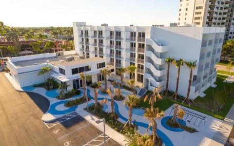 Plunge Beach Resort - 50