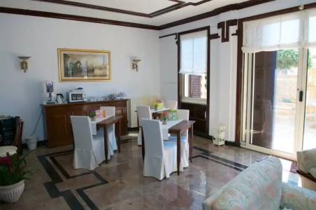 La Maison Royale - 17