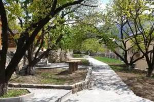 Hotel «Qefilyan», Ахпат