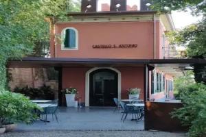 Hotel «Castello S. Antonio», Лацизе