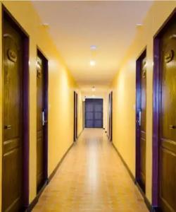 Violet Tower at Khaosan Palace - 8