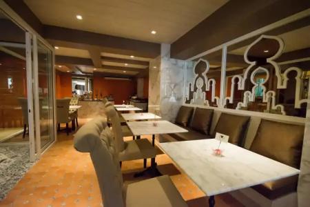 Violet Tower at Khaosan Palace - 18