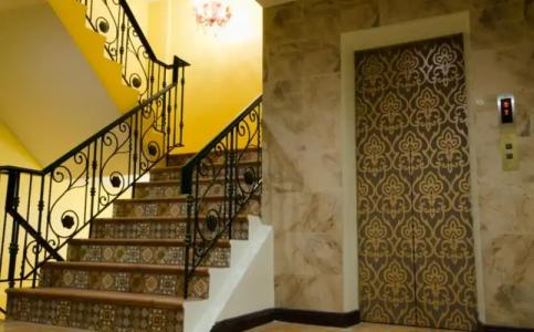 Violet Tower at Khaosan Palace - 7