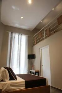 Piazza Bovio 22 - 50