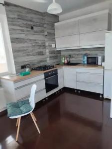 Apartment On Prospekt Kosmonavtov - 7