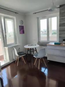 Apartment On Prospekt Kosmonavtov - 18