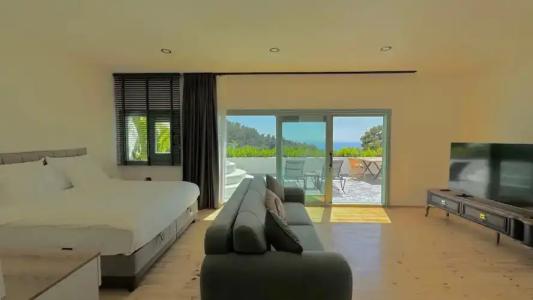 Seaview Faralya - 230