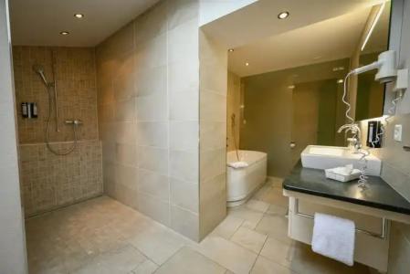 Romantik Schweizerhof - 36