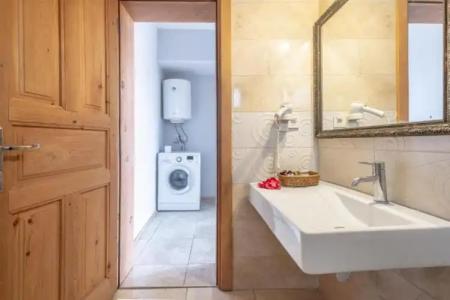 Old Town Deluxe Flats - 48