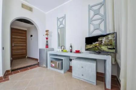 Royal Beach Serviced - 13