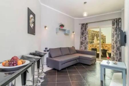 Royal Beach Serviced - 17