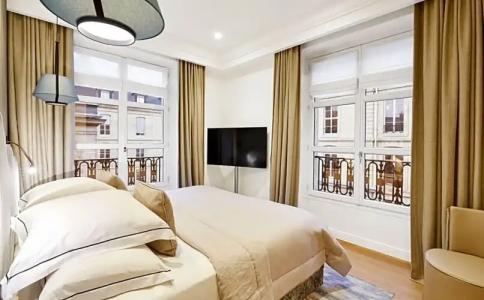 Grand Hôtel Du Palais Royal - 104