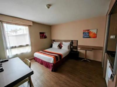Comfort Suite Rive Gauche Lyon Centre - 63