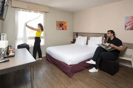 Comfort Suite Rive Gauche Lyon Centre - 68