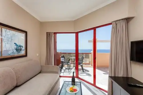 Holiday Premium Resort - 1