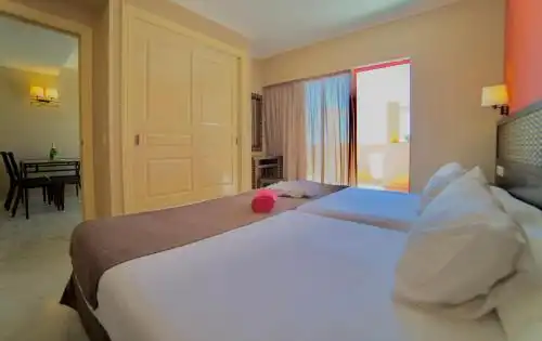 Holiday Premium Resort - 33