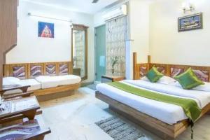 Отель «Treebo Trend Natraj Yes Please»